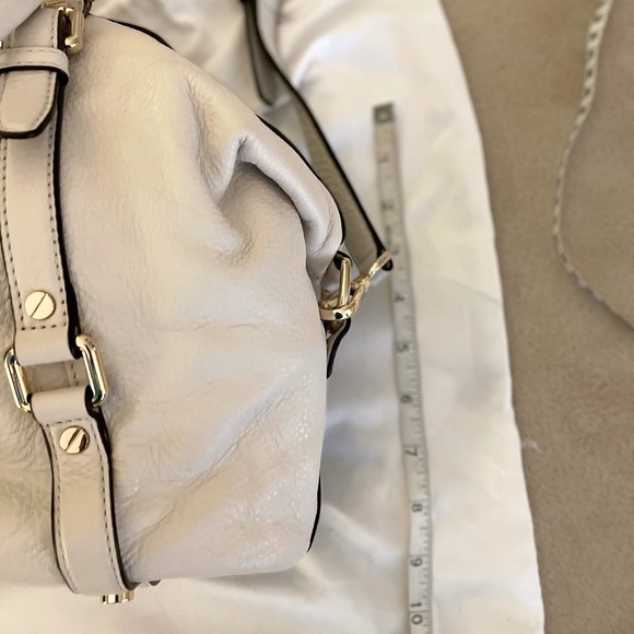Michael Kors Leather Vanilla Satchel Handbag - Medium - Picture 4 of 12